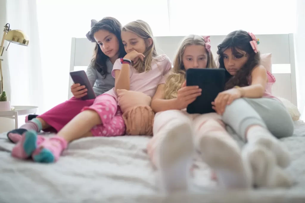 Pinwheel Home Landline Targets Kids Who Aren’t Ready for a Smartphone Pinwheel Home landline