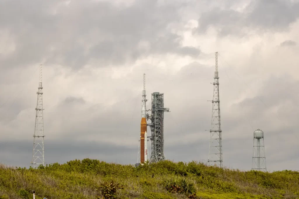 Musk Outpaces His Own Executives on SpaceX’s First Earnings Call SpaceX first earnings call